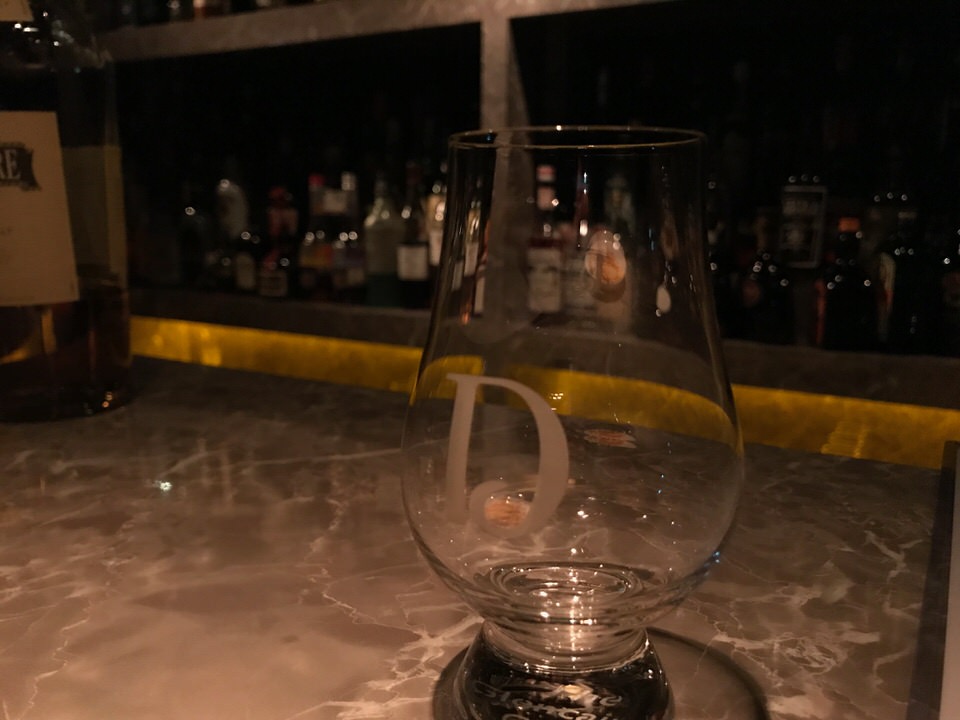 ウイスキーグラス